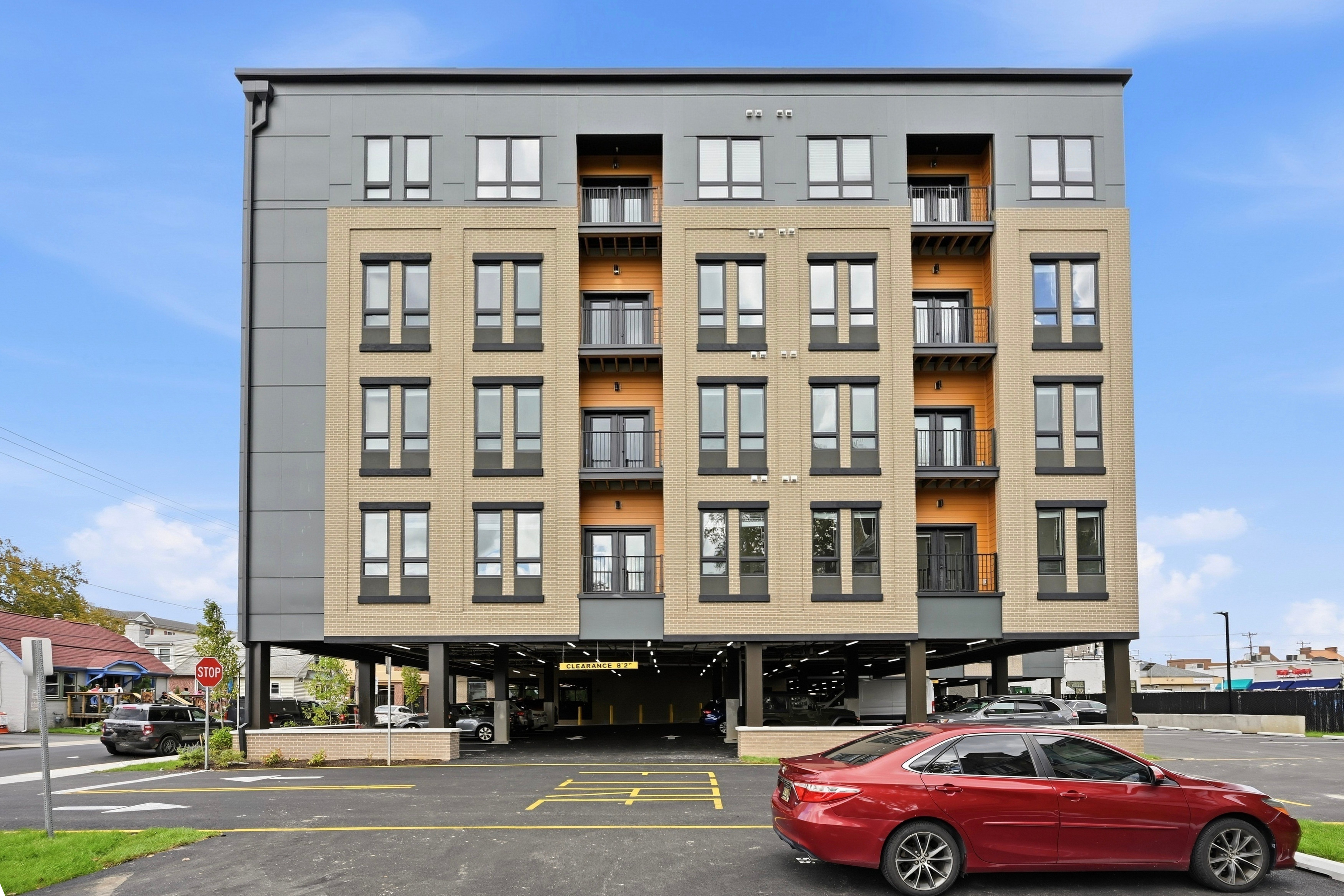 17-141 E Main St_17