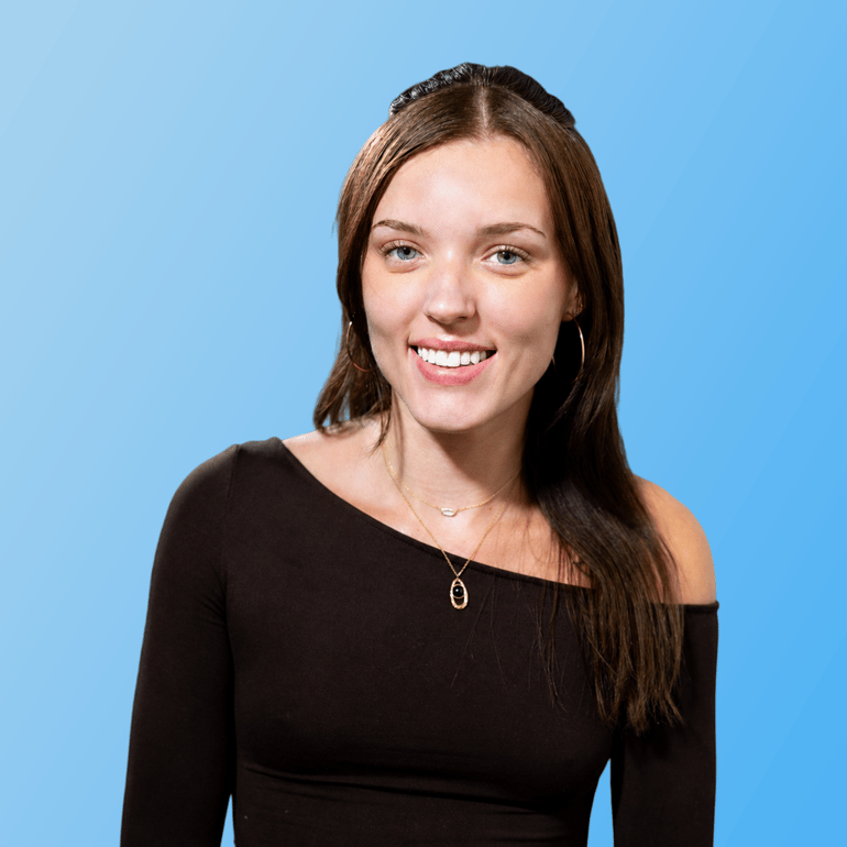Alexandra Headshot-1