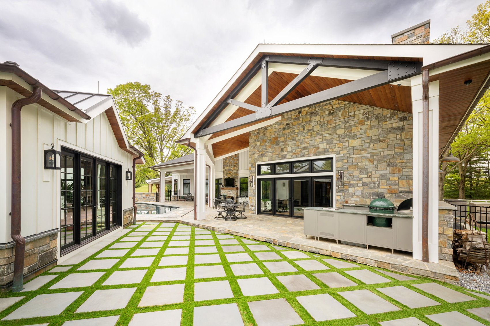 500 Gulph Road - Banner