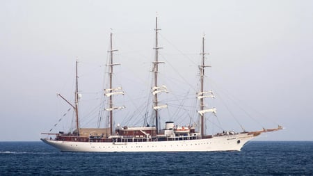 sea cloud 2