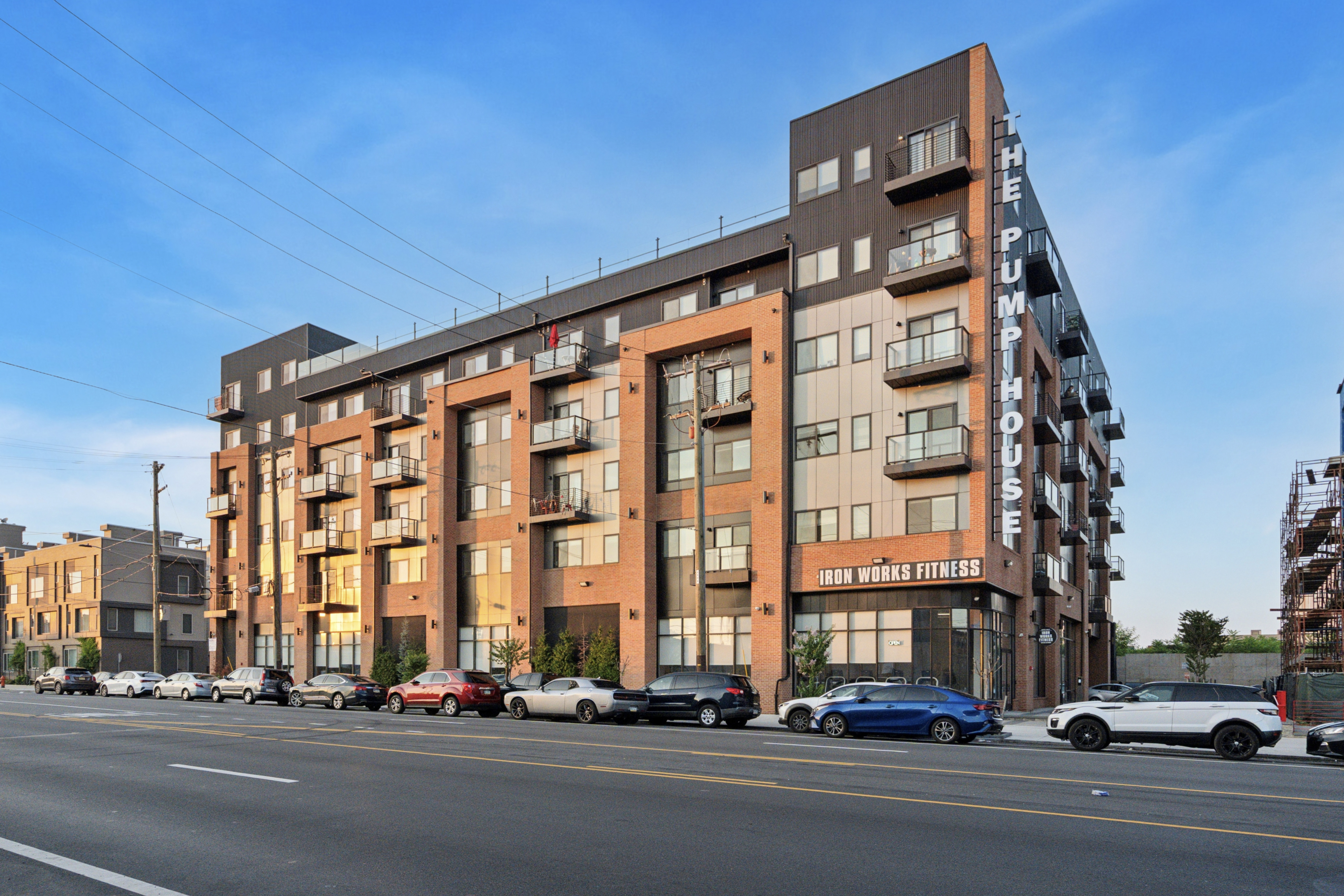 04-2157 Lehigh Ave_04