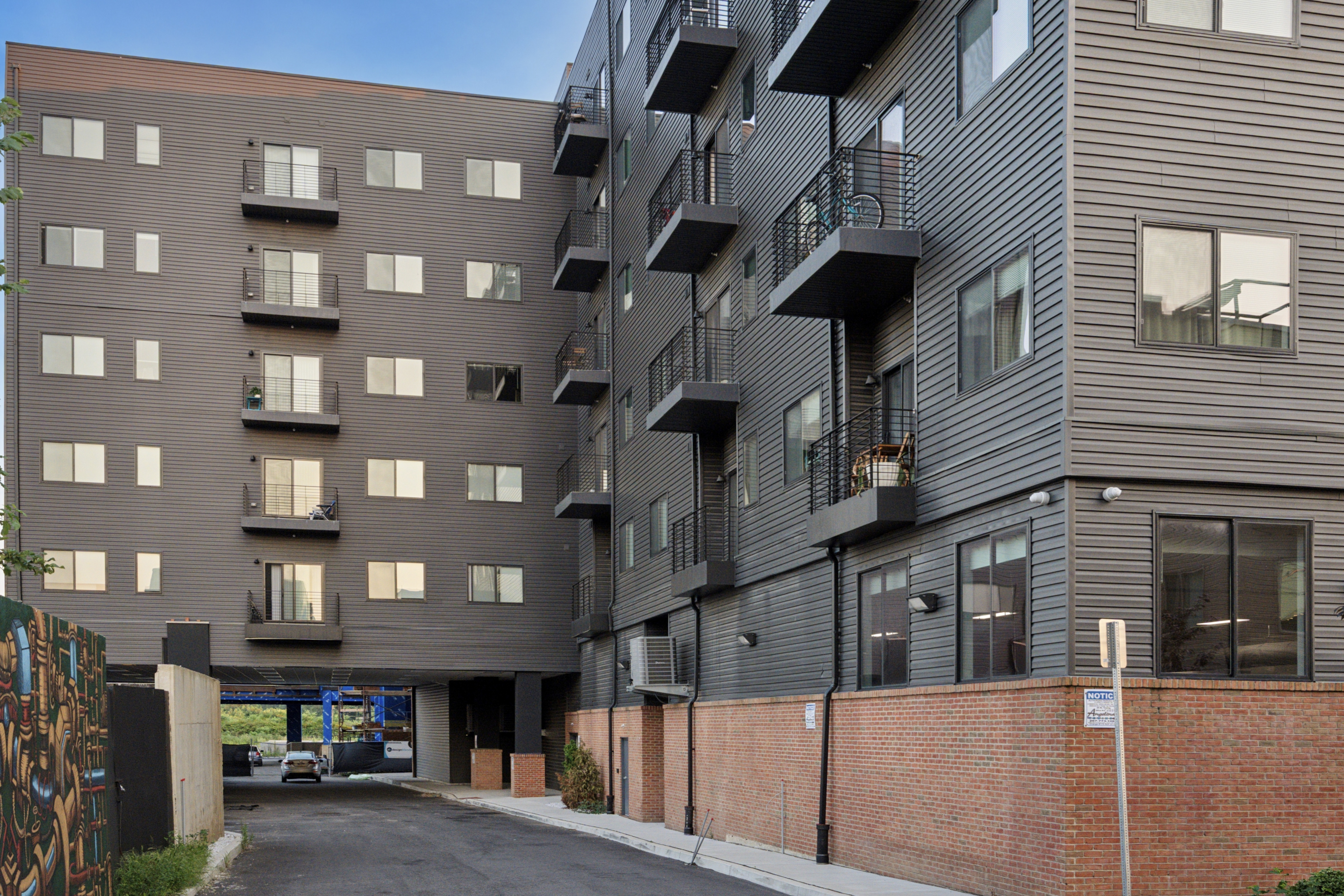 08-2157 Lehigh Ave_08